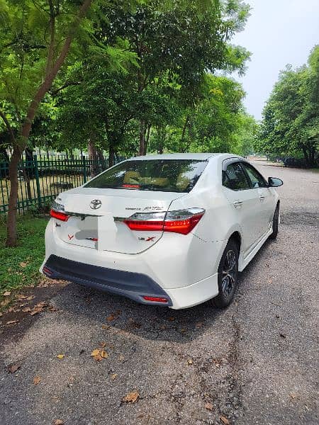 Toyota Altis Grande 2018 3