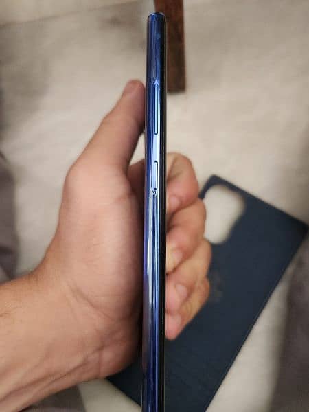 note 10 plus 12/256 3