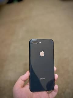 iPhone 8 Plus