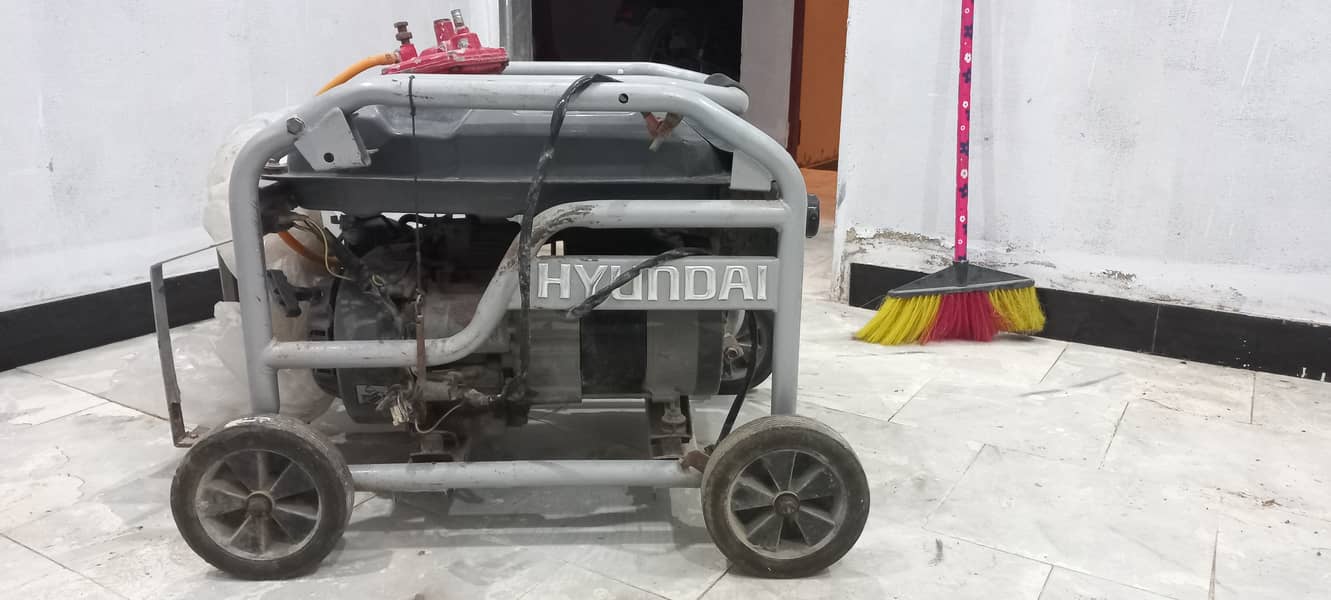 Hyundai Branded Generator 2.2KVA HGS2500 0