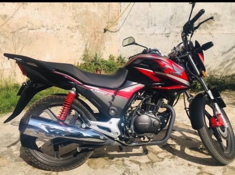 HONDA CB150F FOR SALE (ONLY FOR SERIOUS BUYERS) 0