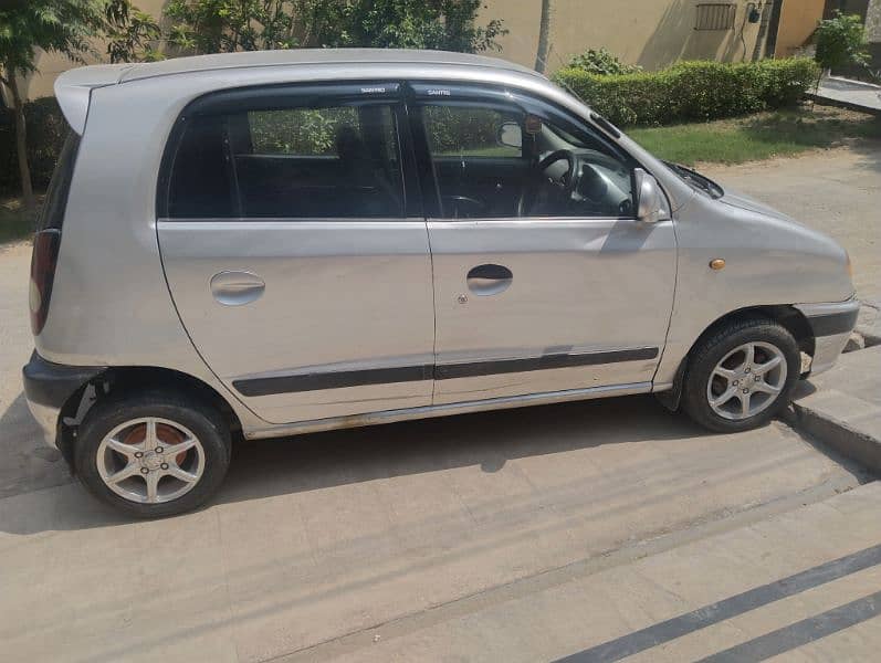 Hyundai Santro 2004 3