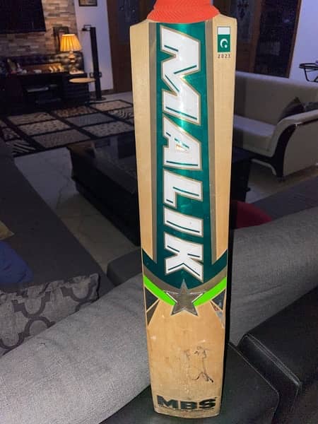 mb malik mbs cricket bat 1