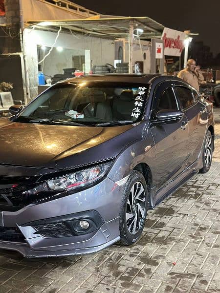 Honda Civic Oriel 2018 4