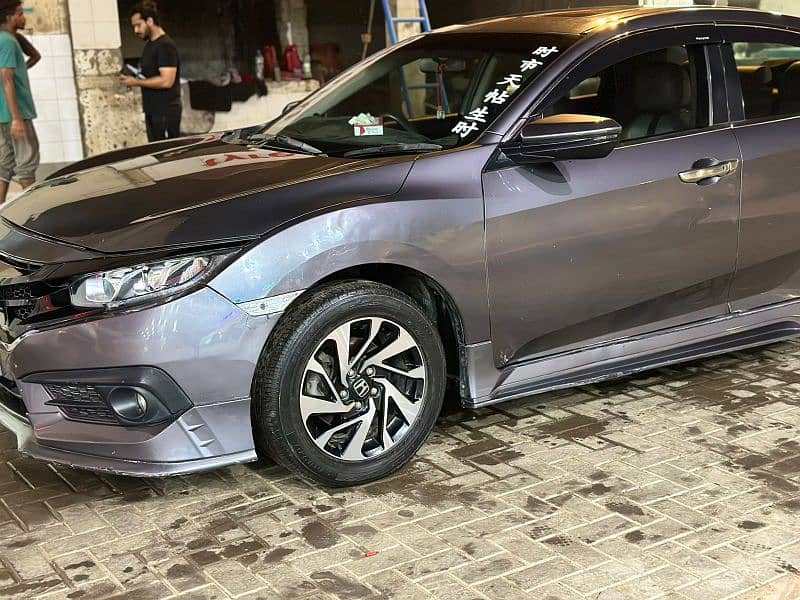 Honda Civic Oriel 2018 7