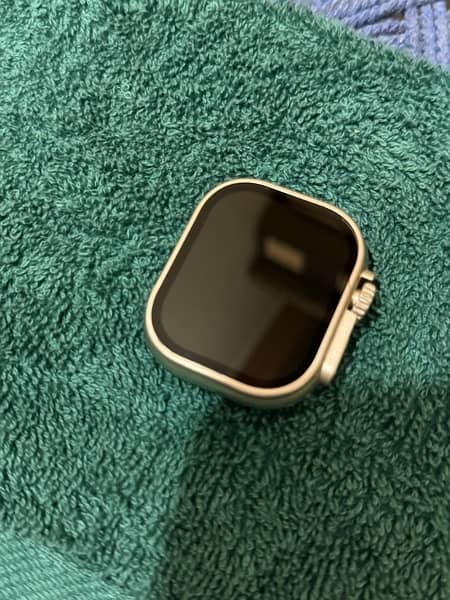 Watch Ultra Good condition 10 by 10 wireless charging 8