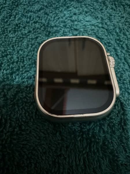 Watch Ultra Good condition 10 by 10 wireless charging 9