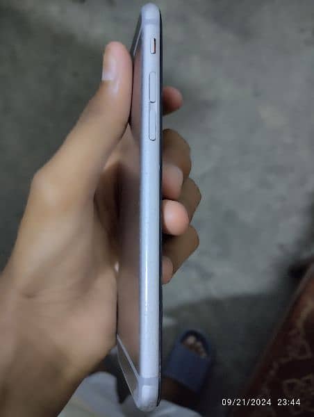 iphone 6 64gb PTA approved carmery not work 4