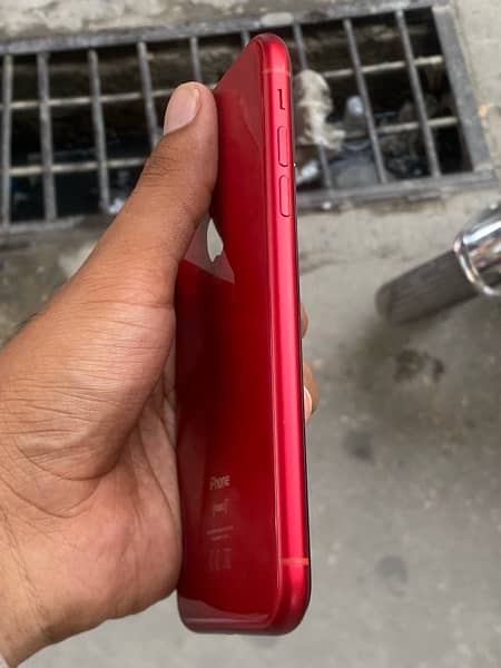 iPhone XR pta registered 256 gb waterproof 10 by 10 1