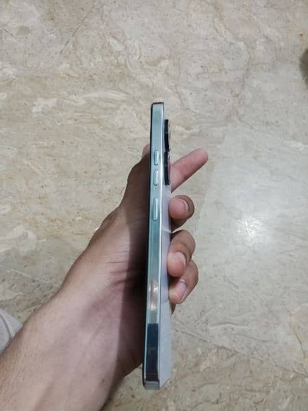 Techno Camon 20 pro 6