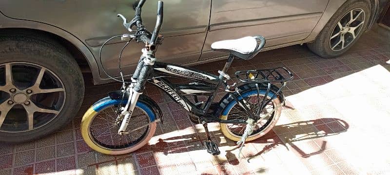 for sale kid cycle 7 to years old on very reasonable price 8.5k only. 1