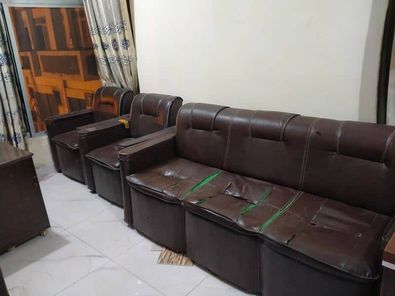 Sofa set two single one big 0