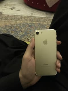 iPhone 7 32gb golden Pta approve condition 10/8