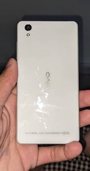 Vivo Y51A 2015 panel break 1