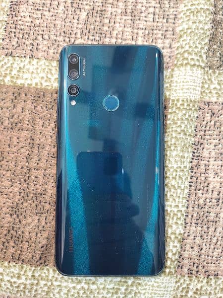 Huawei y9 prime 2019 in mint condition 2