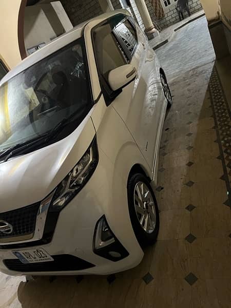 Nissan Dayz Highway Star 2019 4