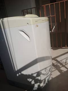 Used Dawlance Washing Machine