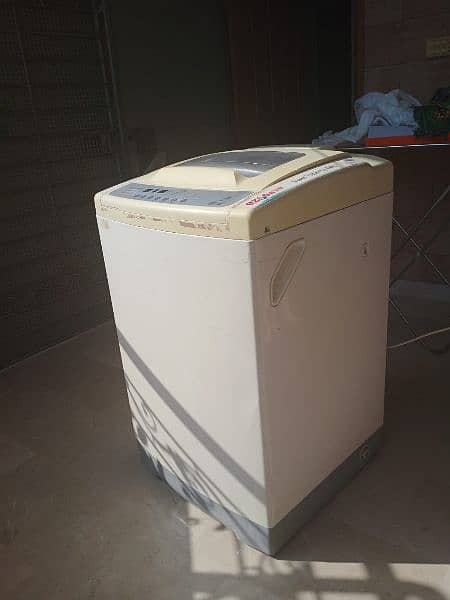 Used Dawlance Washing Machine 4