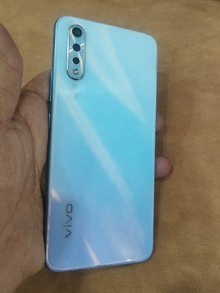 Vivo S1 4/128 4