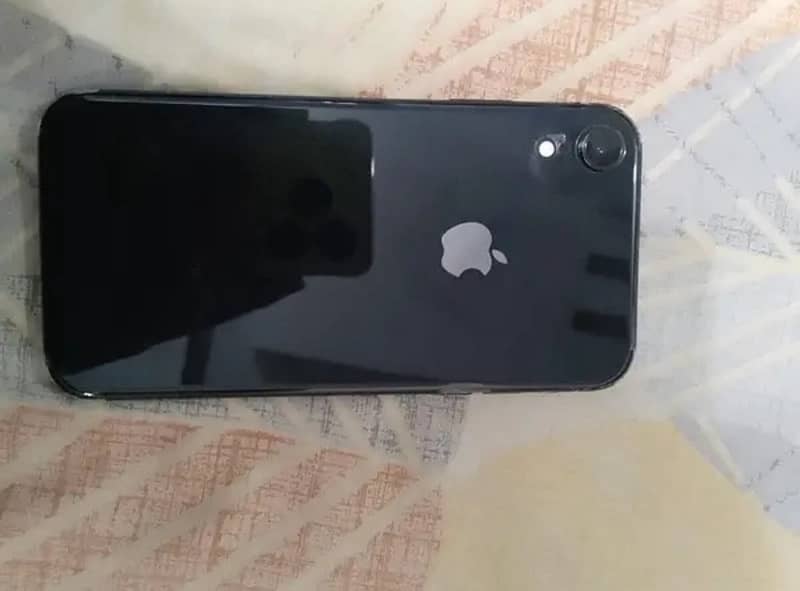 iPhone xr jv exchange samsung s20 pta call sim or wtsap 03095217140 2