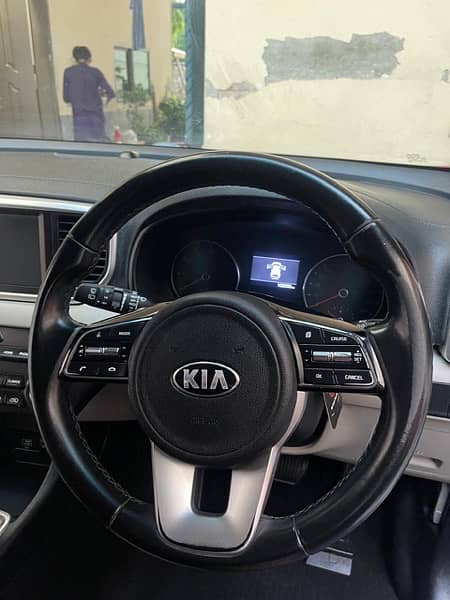 KIA Sportage 2022 8