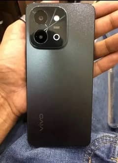 Vivo y28 8/128 Bilkul saf phone ha 15 20 din use hoa