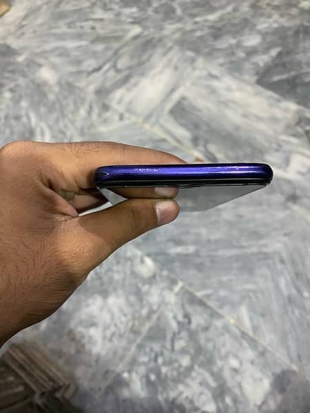 vivo S1 128 gb pta-approved 4