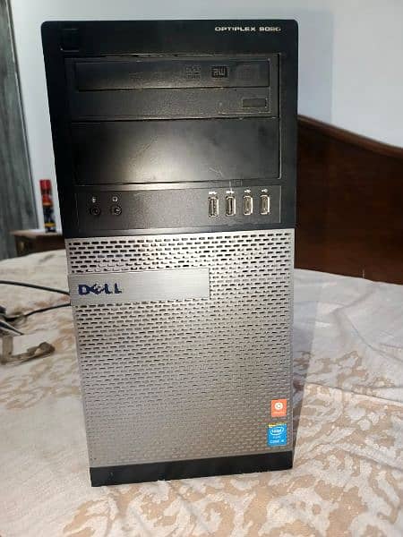 Dell machine i5 4th gen with 4 gb graphics card  **Negotiable Price** 12