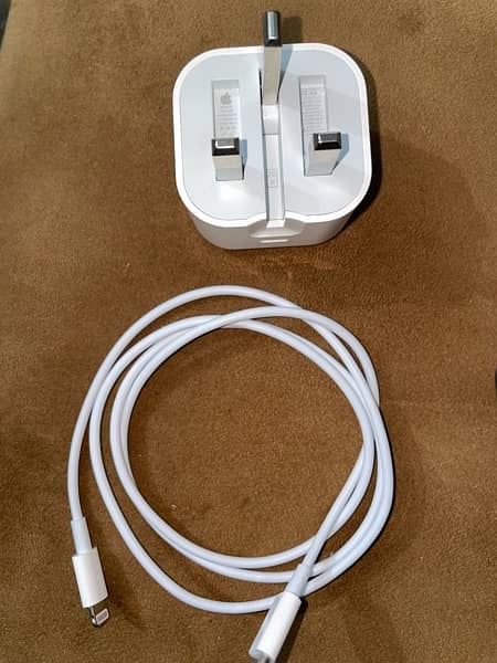 iPhone 13 100% genuine 20watt charger with cable 8