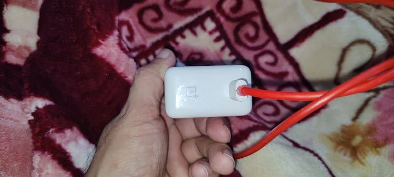 i am selling OnePlus original 65 watts warp charger 2