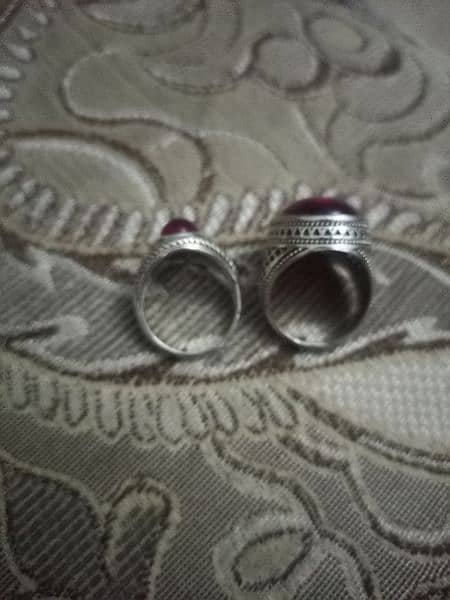 2 red akek chandi rings 3