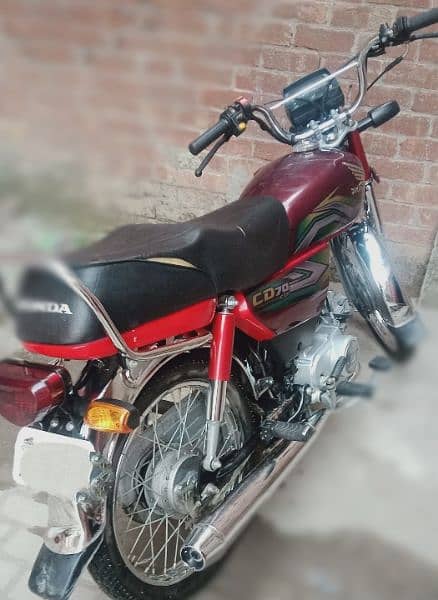 HONDA CD 70 2023 2