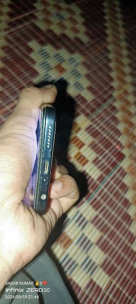 tecno camon 19 box Hai charger Nahin Hai seat mobile 5