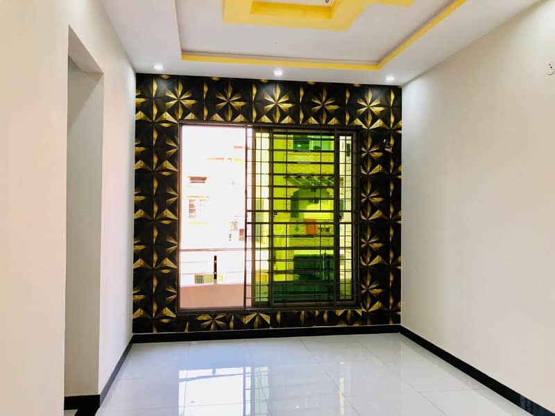 7 Marla Brand New Triple Storey Beautiful Luxury House For Sale In Samanabad Lahore 4