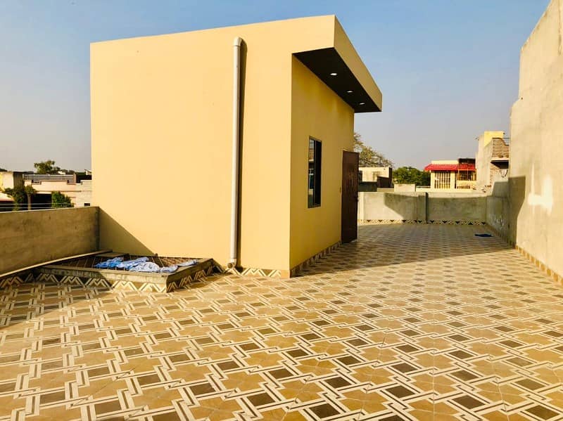 7 Marla Brand New Triple Storey Beautiful Luxury House For Sale In Samanabad Lahore 15