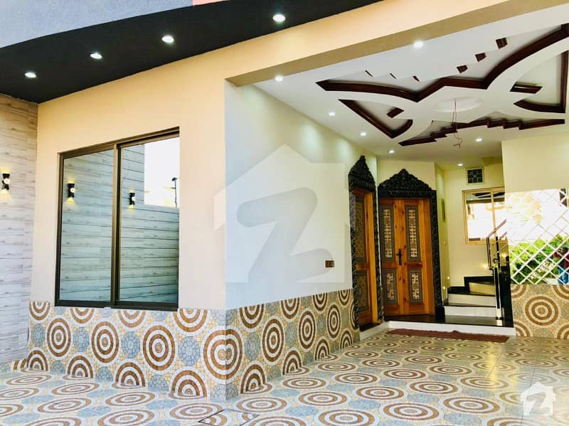 7 Marla Brand New Triple Storey Beautiful Luxury House For Sale In Samanabad Lahore 27