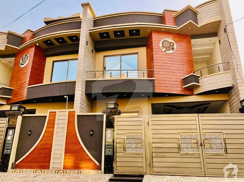 7 Marla Brand New Triple Storey Beautiful Luxury House For Sale In Samanabad Lahore 0