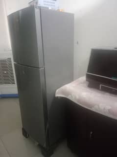 Haier ki hy only fridge hy steplizer nahi