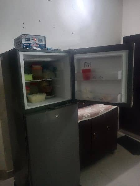 Haier ki hy only fridge hy steplizer nahi 5