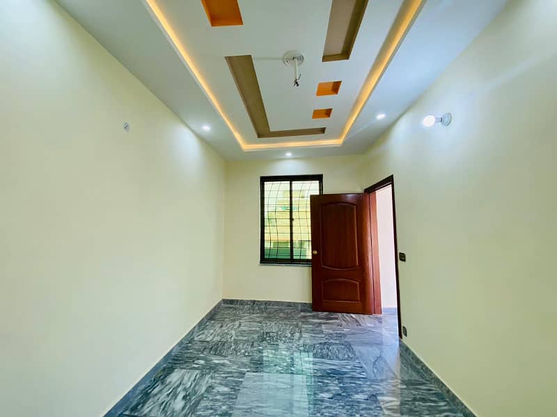 5 Marla Brand New Triple Storey House For Sale in Samanabad 41