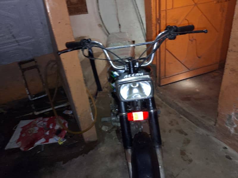 unique bike good condition 4