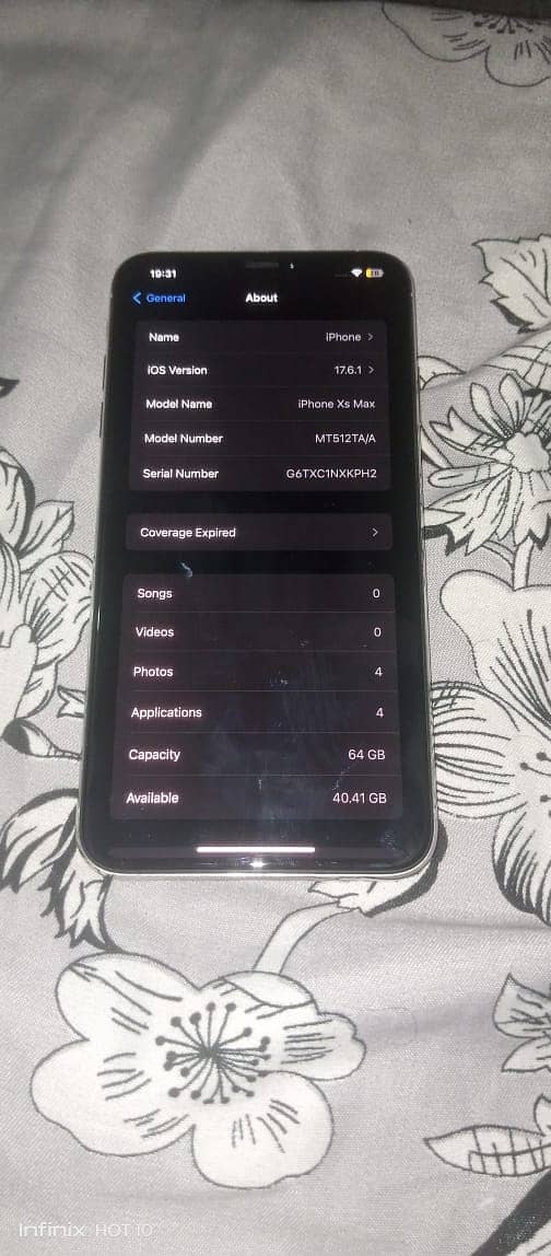 Iphone XS Max  Non PTA with white 64GB and with 4 Months sim working 1