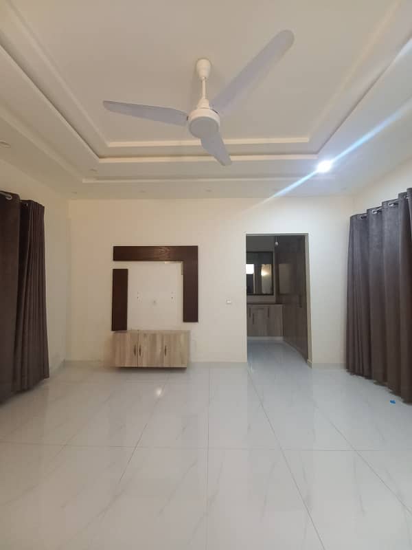 Brand new 10 marla Upper Portion Available for Rent in DHA Phase 8 Ex Air Avenue 0