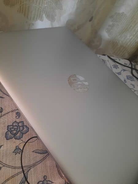 Hp laptop 4