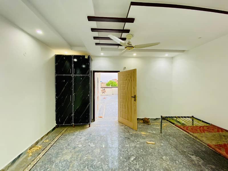 4 Marla Brand New Triple Storey House For Sale In Samanabad Lahore 30