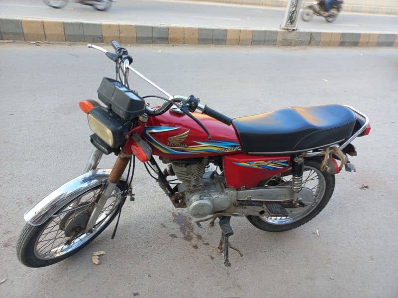 Honda 125 Karachi Number 3