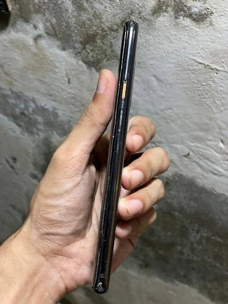 OnePlus 7t pro McLaren edition with cable 5