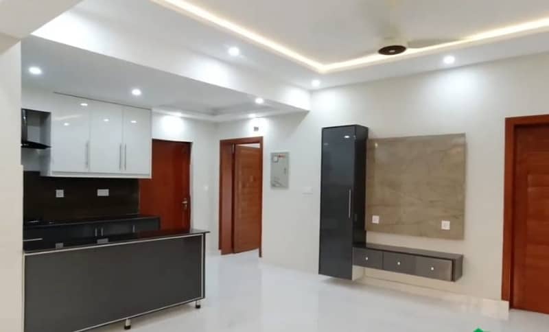 G-11/3 PHA C-Type Fully Renovated Tile Floor Flat For Sale 28