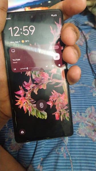 pixel 6 non pta 10/10 2 month simtime 1