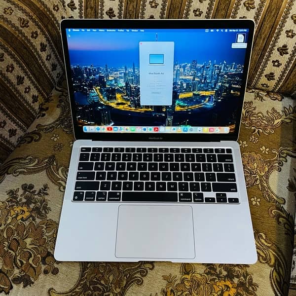 Macbook Air m1 2020 model 0